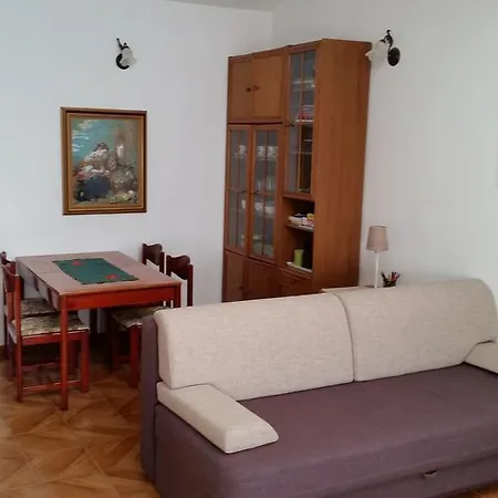 Ferlin Apartment *