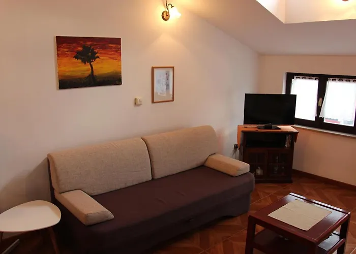 Ferlin 아파트 로비니