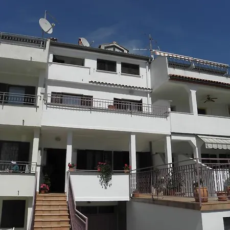 Ferlin Apartment *